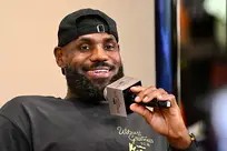 NBA总决赛雷霆险胜步行者，夺抢七战总冠军